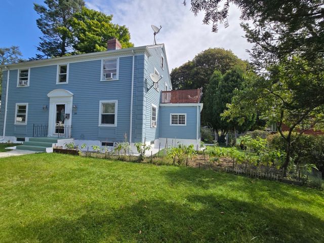 203 Burncoat St, Worcester, MA 01606