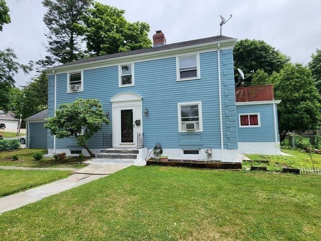 203 Burncoat St, Worcester, MA 01606