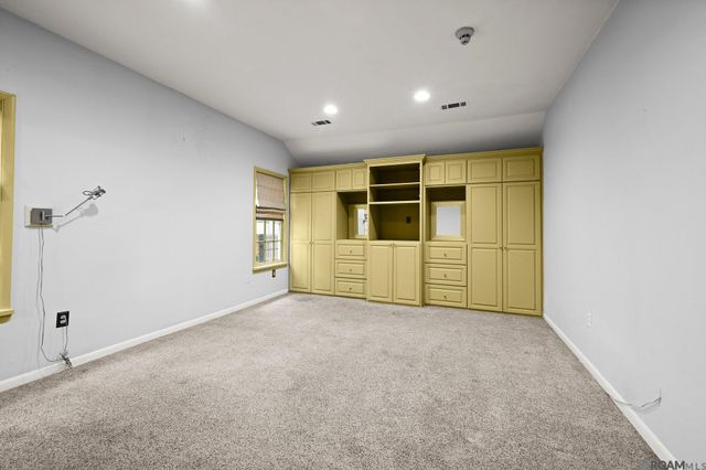 2222 Ferndale Ave, Baton Rouge, LA 70808