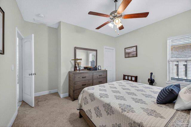 1763 Brantley Dr, Gulf Breeze, FL 32563