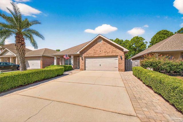 1763 Brantley Dr, Gulf Breeze, FL 32563