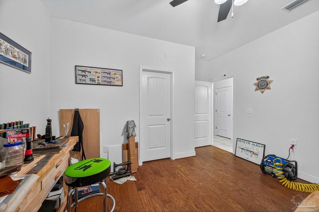 1763 Brantley Dr, Gulf Breeze, FL 32563