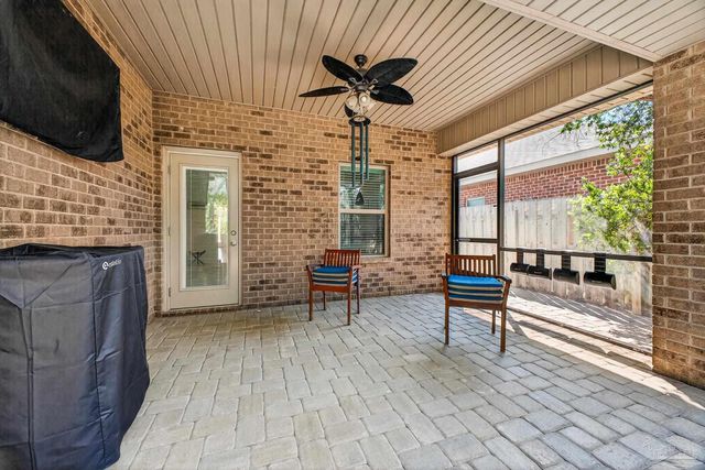 1763 Brantley Dr, Gulf Breeze, FL 32563