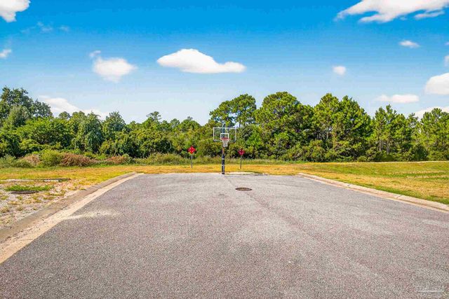 1763 Brantley Dr, Gulf Breeze, FL 32563