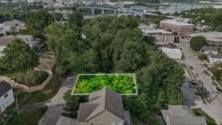 209 Thompson Street, Chattanooga, TN 37405