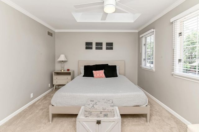 3658 Herschel Avenue, Cincinnati, OH 45208