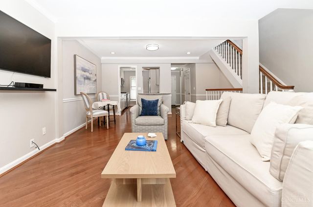 3658 Herschel Avenue, Cincinnati, OH 45208