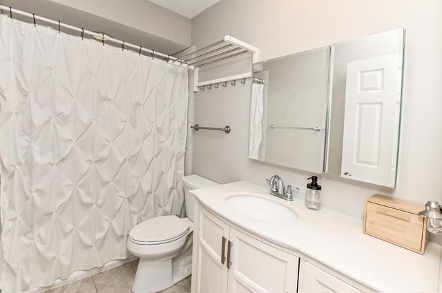 3658 Herschel Avenue, Cincinnati, OH 45208