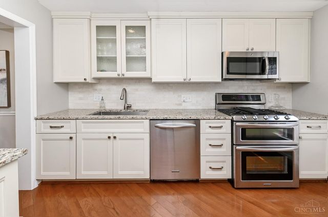 3658 Herschel Avenue, Cincinnati, OH 45208