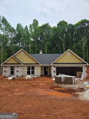 1714 Highway 82 2, Winder, GA 30680