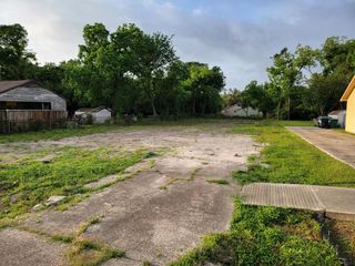 5320 Carmen Street, Houston, TX 77033