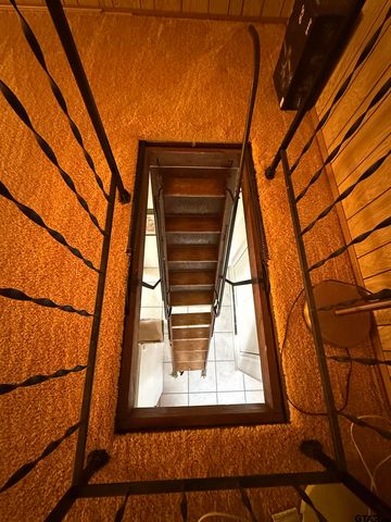 20985 Lee Lane, Chandler, TX 75758