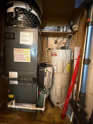 20985 Lee Lane, Chandler, TX 75758