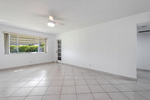 2991 Garden Drive S 106, Lake Worth, FL 33461