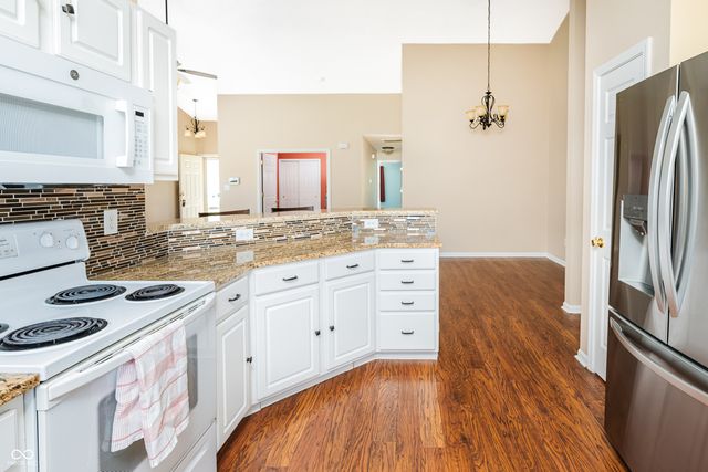 6471 E Edna Mills, Camby, IN 46113