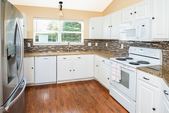 6471 E Edna Mills, Camby, IN 46113