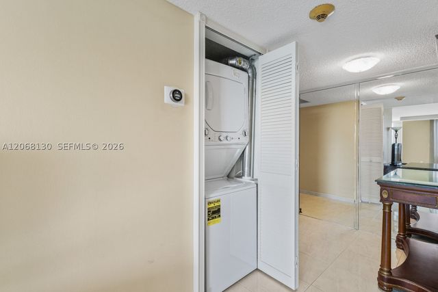 1420 NE Brickell Bay Dr 601A, Miami, FL 33131
