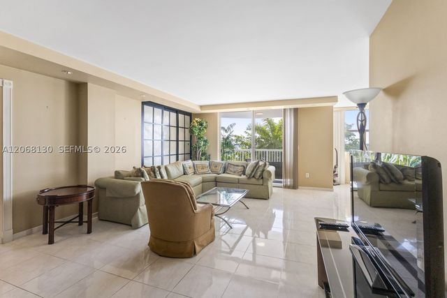 1420 NE Brickell Bay Dr 601A, Miami, FL 33131