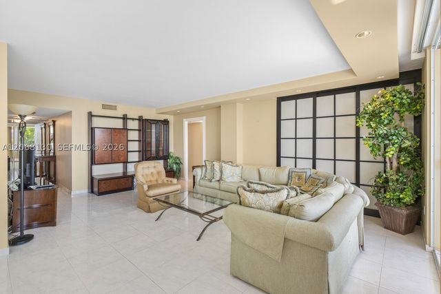 1420 NE Brickell Bay Dr 601A, Miami, FL 33131