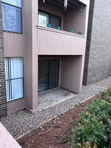 32 Shrewsbury Green D, Shrewsbury, MA 01545