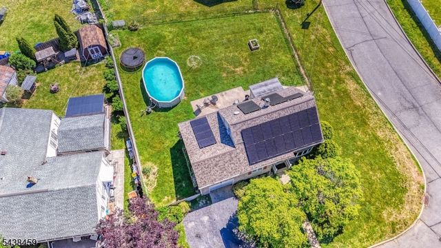 40 Windsor Dr, East Brunswick Twp., NJ 08816