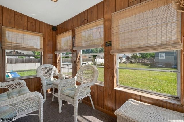 40 Windsor Dr, East Brunswick Twp., NJ 08816