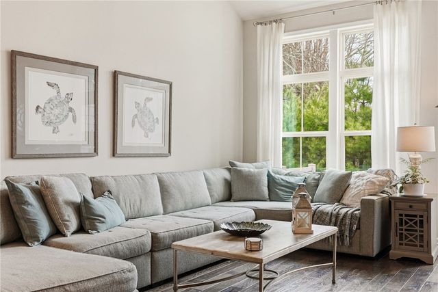 441 Fairmont Dr, Marshall, PA 15090