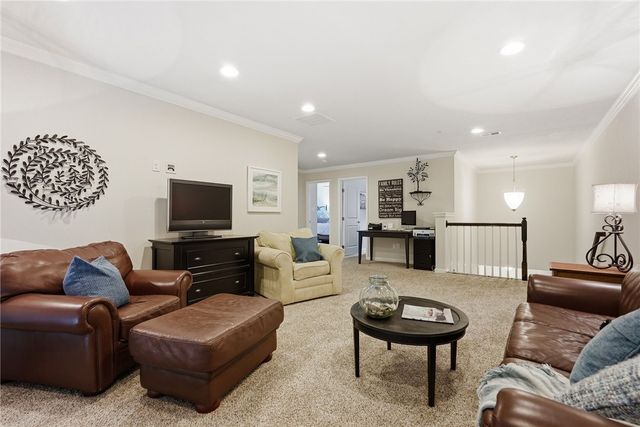 441 Fairmont Dr, Marshall, PA 15090