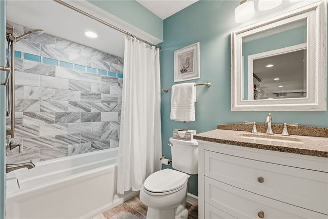 441 Fairmont Dr, Marshall, PA 15090