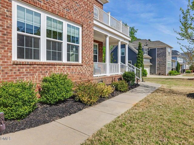 505 Canterwood Drive, Apex, NC 27539