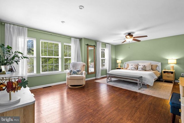 1704 CROWFOOT LN, Williamstown, NJ 08094