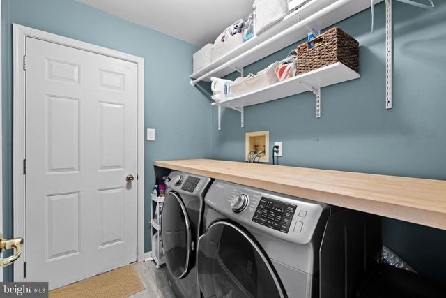 1704 CROWFOOT LN, Williamstown, NJ 08094