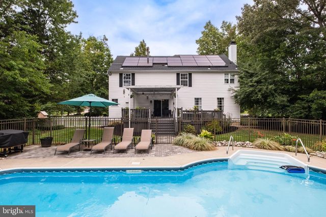 1704 CROWFOOT LN, Williamstown, NJ 08094