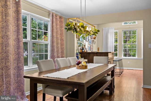 1704 CROWFOOT LN, Williamstown, NJ 08094