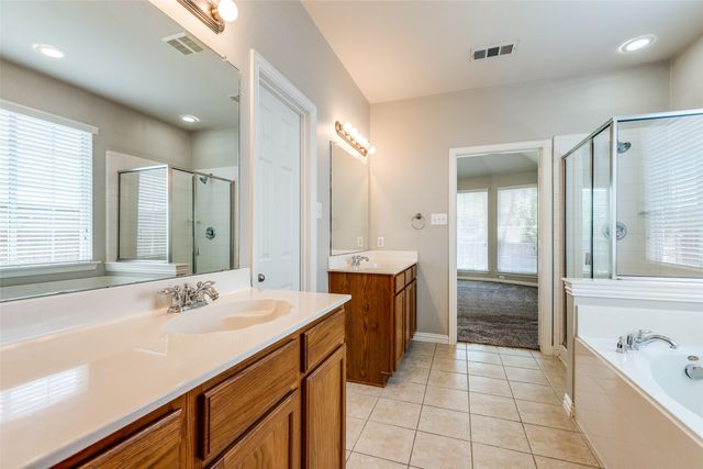 2424 Chesterwood Drive, Little Elm, TX 75068