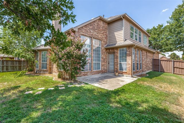 2424 Chesterwood Drive, Little Elm, TX 75068