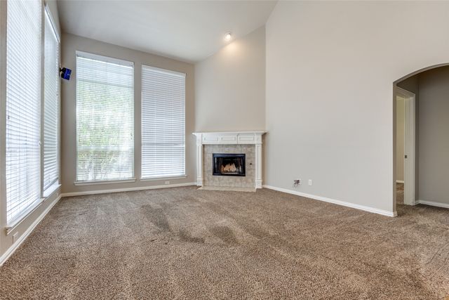 2424 Chesterwood Drive, Little Elm, TX 75068