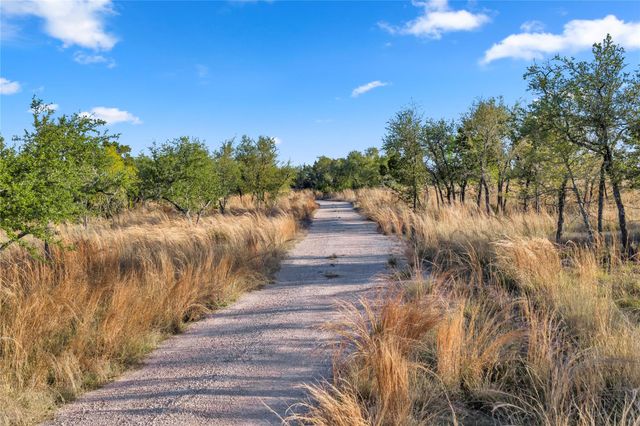 104 County Road 323A, Liberty Hill, TX 78642