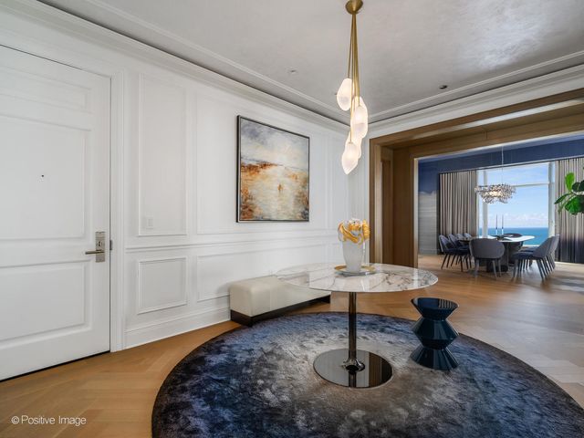 451 E Grand Avenue 6111, Chicago, IL 60611