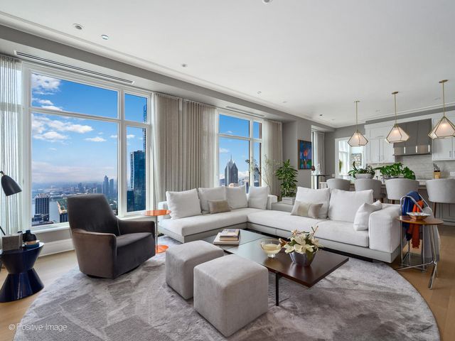 451 E Grand Avenue 6111, Chicago, IL 60611