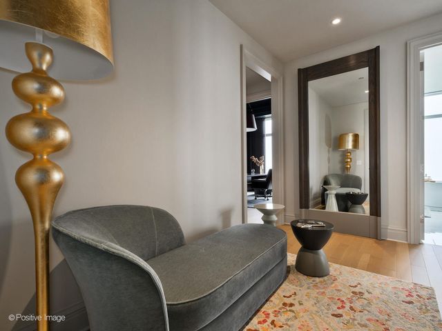 451 E Grand Avenue 6111, Chicago, IL 60611