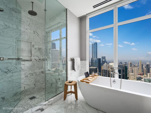 451 E Grand Avenue 6111, Chicago, IL 60611