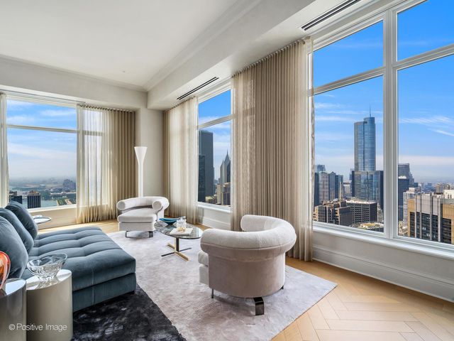 451 E Grand Avenue 6111, Chicago, IL 60611