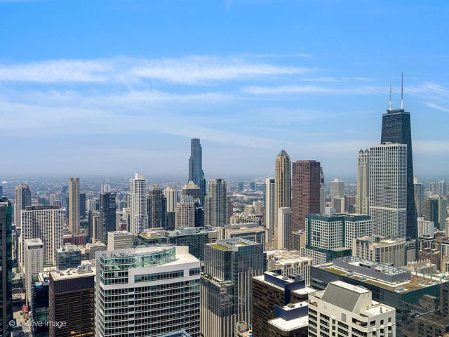 451 E Grand Avenue 6111, Chicago, IL 60611