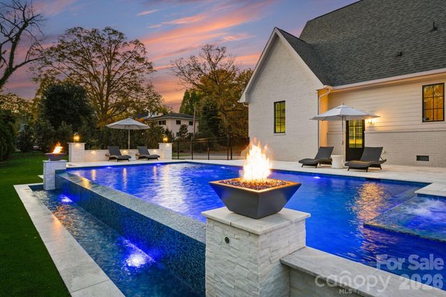 1436 Townes Road, Charlotte, NC 28209