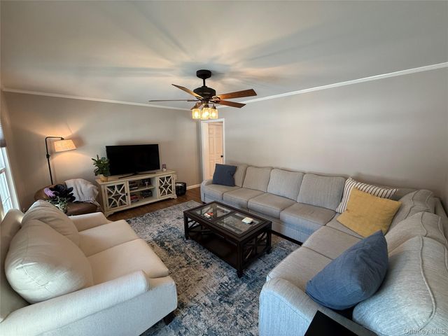 4 Cusa Drive, Highland, NY 12528