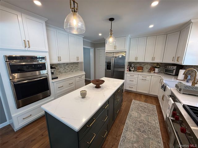 4 Cusa Drive, Highland, NY 12528