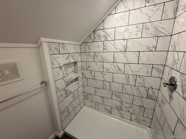 4 Cusa Drive, Highland, NY 12528