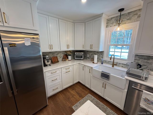 4 Cusa Drive, Highland, NY 12528