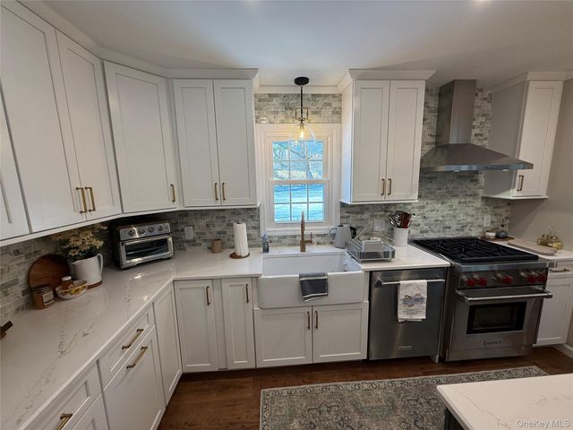 4 Cusa Drive, Highland, NY 12528